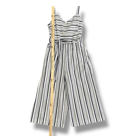 ELLE Women’s Striped Jumpsuit L Navy White Belted Wide Leg Cropped Summer Outfit - Picture 3 of 11